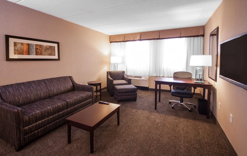 Comfort Inn & Suites Wadsworth Exterior foto