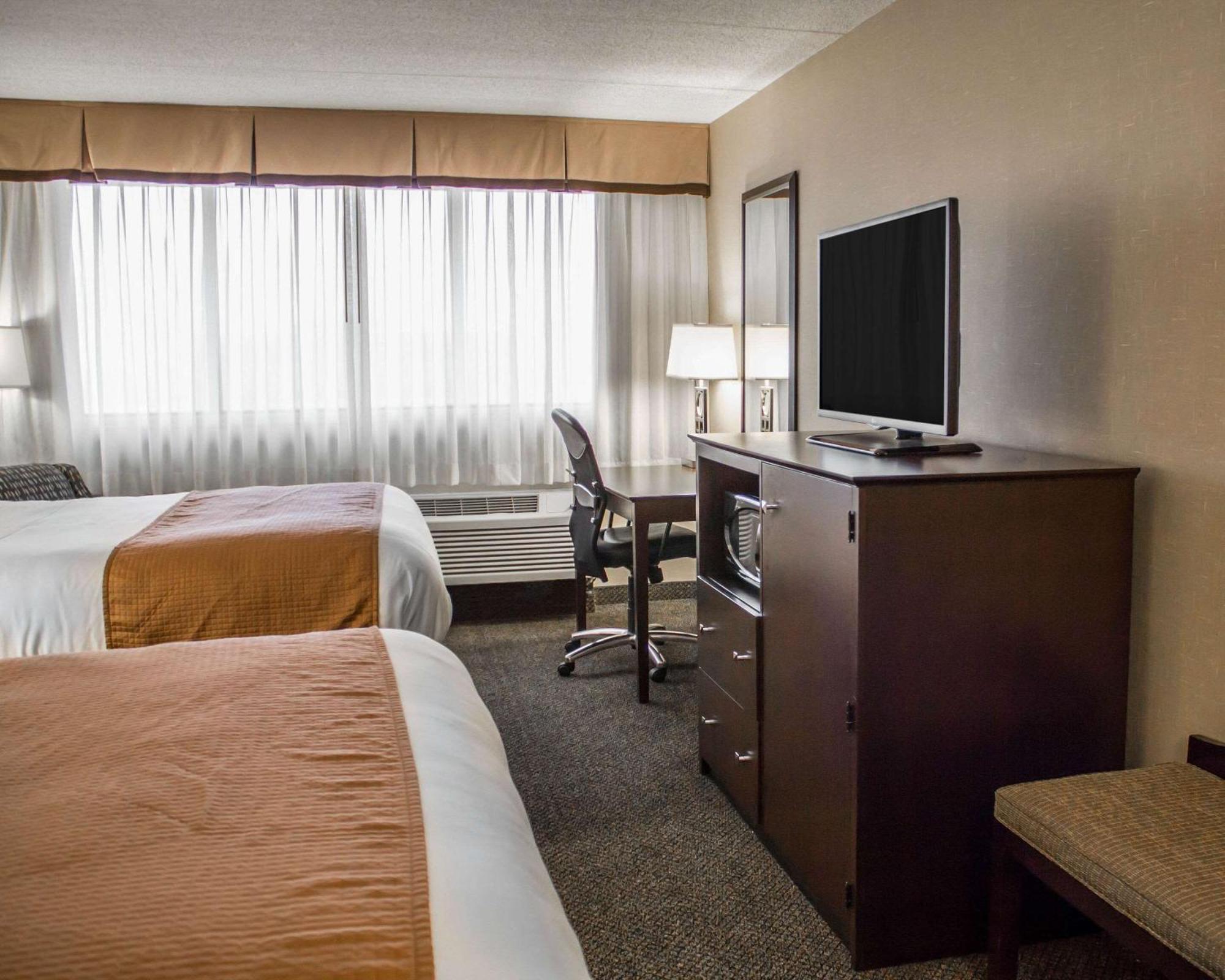 Comfort Inn & Suites Wadsworth Exterior foto
