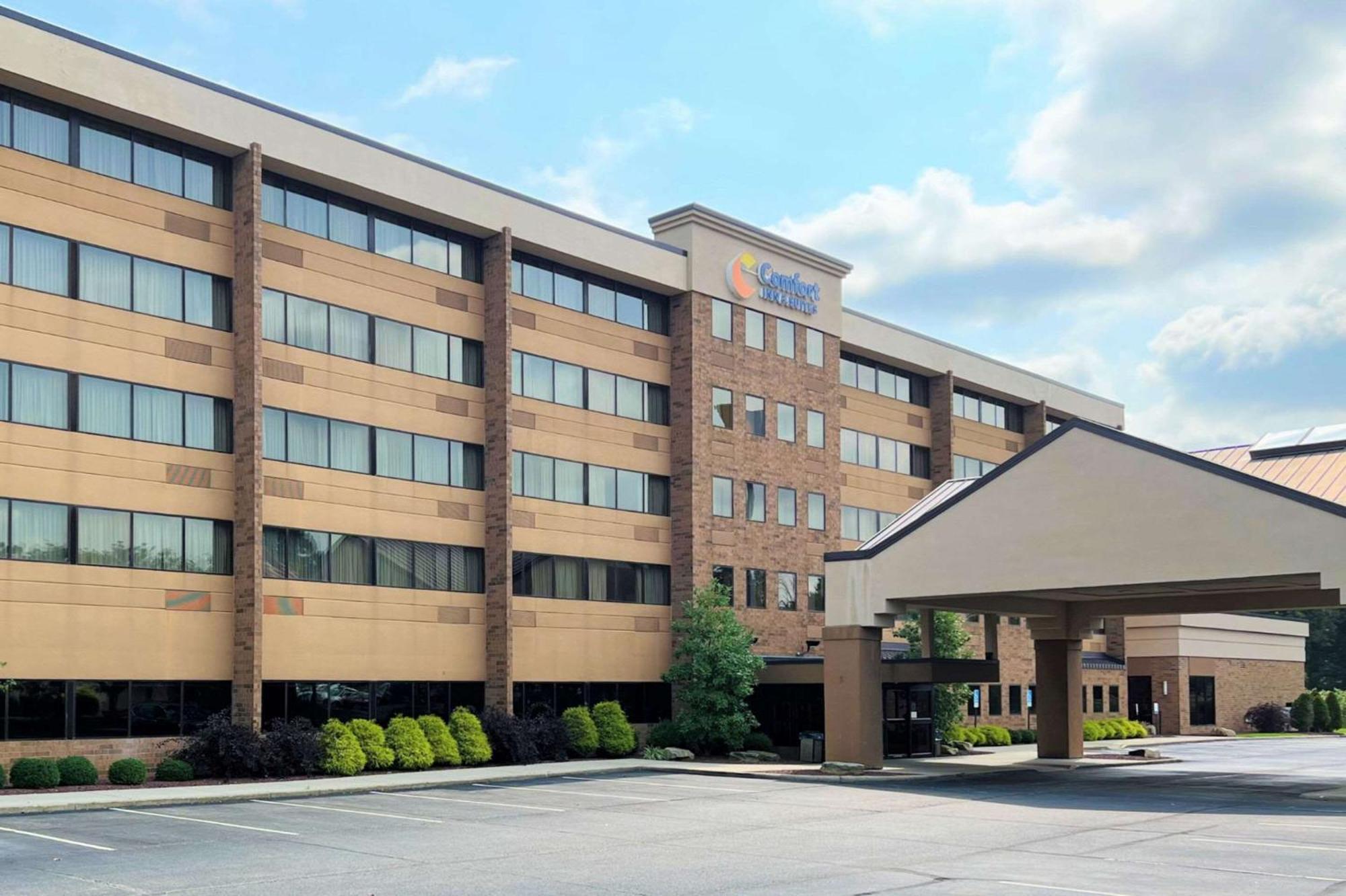 Comfort Inn & Suites Wadsworth Exterior foto